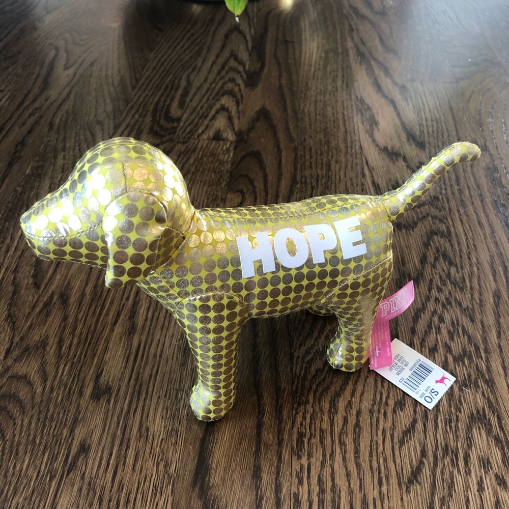 Victoria’s Secret Pink dog.